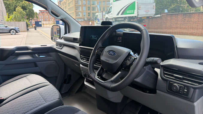 Ford Transit Custom 320 L1 Diesel Fwd 2.0 EcoBlue 136ps H1 Van Limited Auto - Image 6